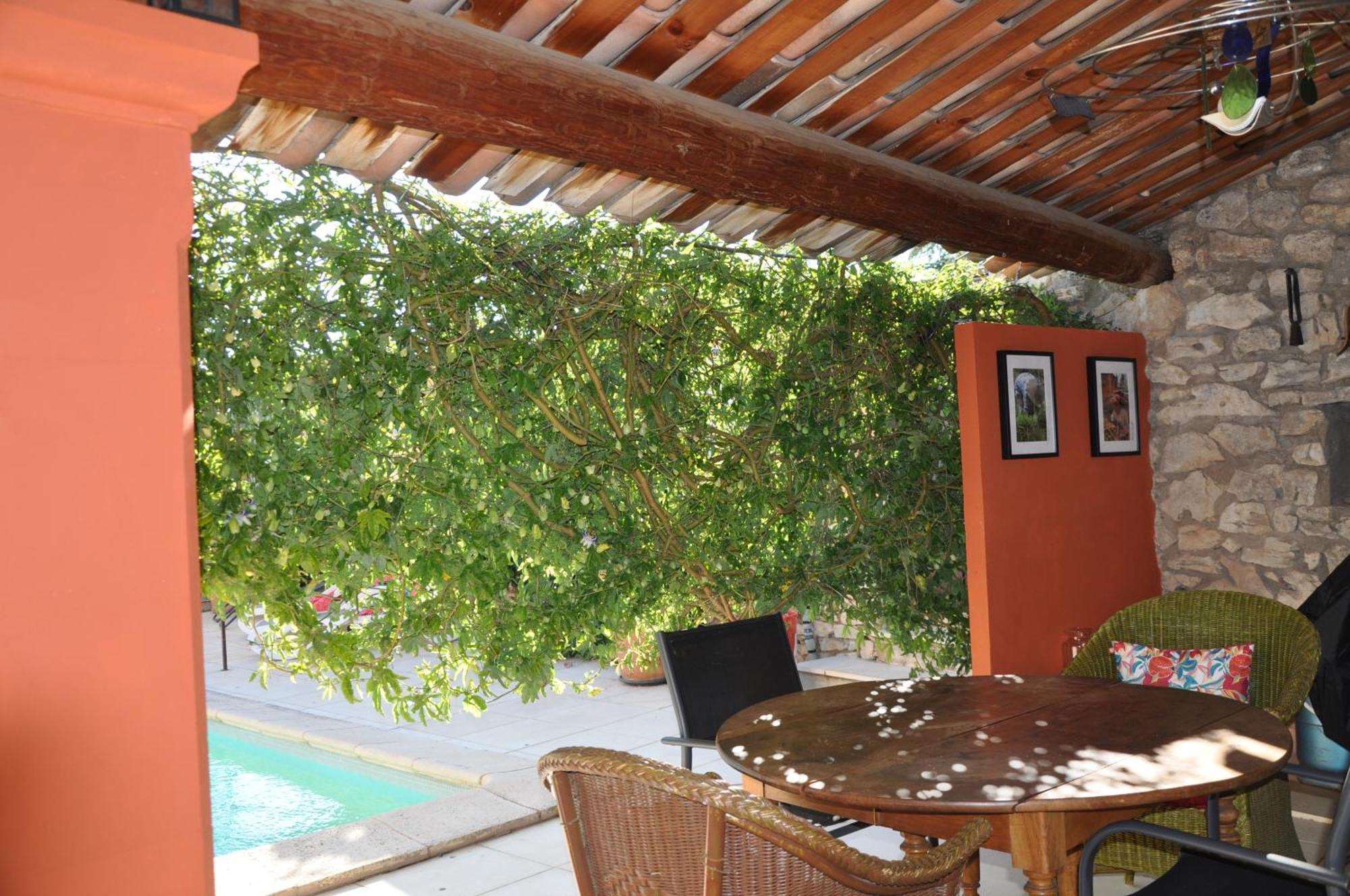 Bed and Breakfast Les Moineaux Rustrel Exterior foto